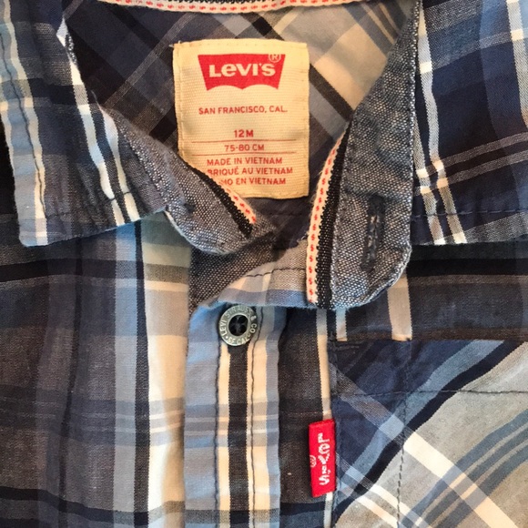Levi’s short sleeved button up - 12 months - Picture 5 of 5